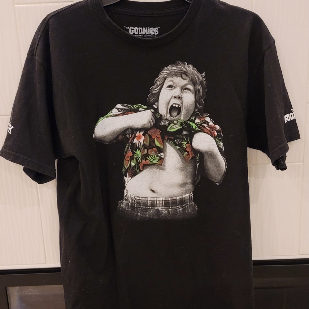 Mens Rook The Goonies T-shirt Size Medium